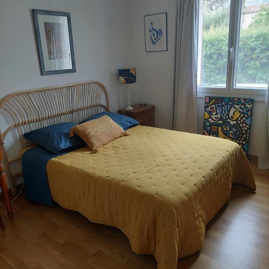 Etxe Laminak Bed & Breakfast Sisteron Eksteriør bilde